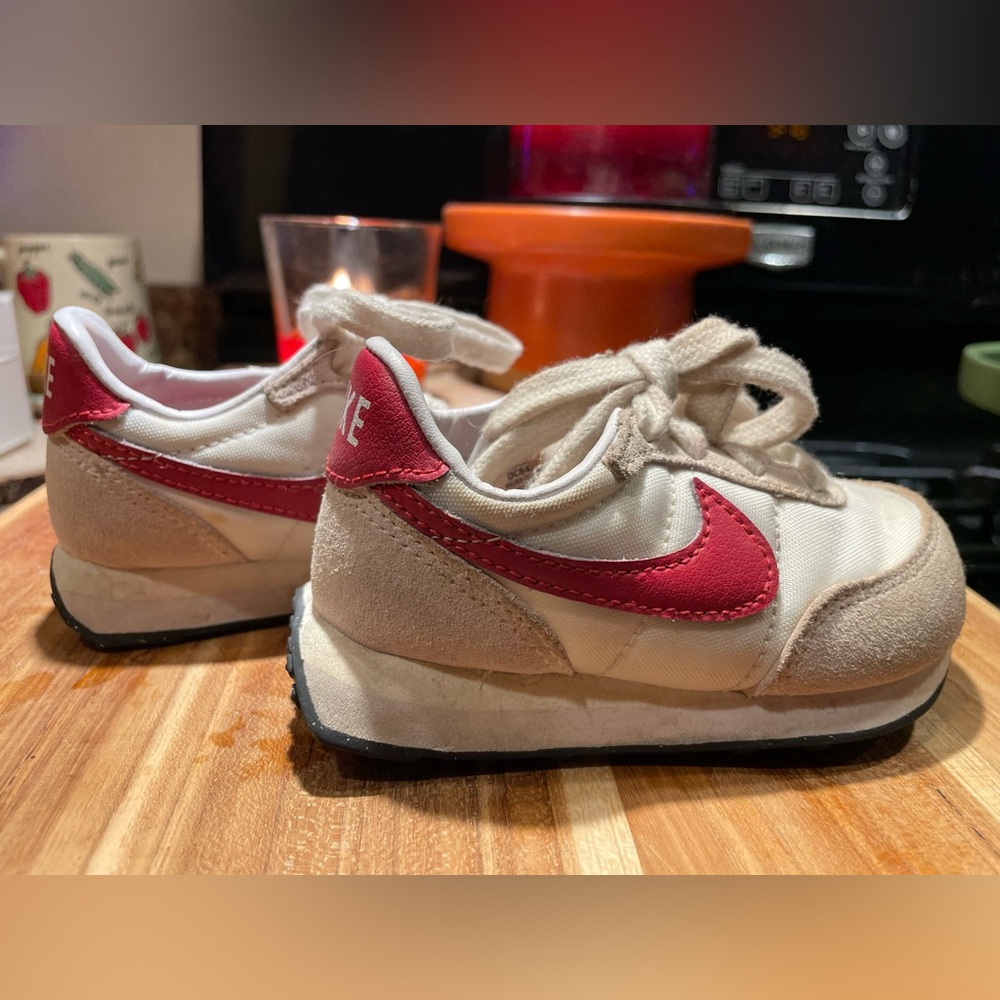 Nike Toddler US 5. Lightly worn.